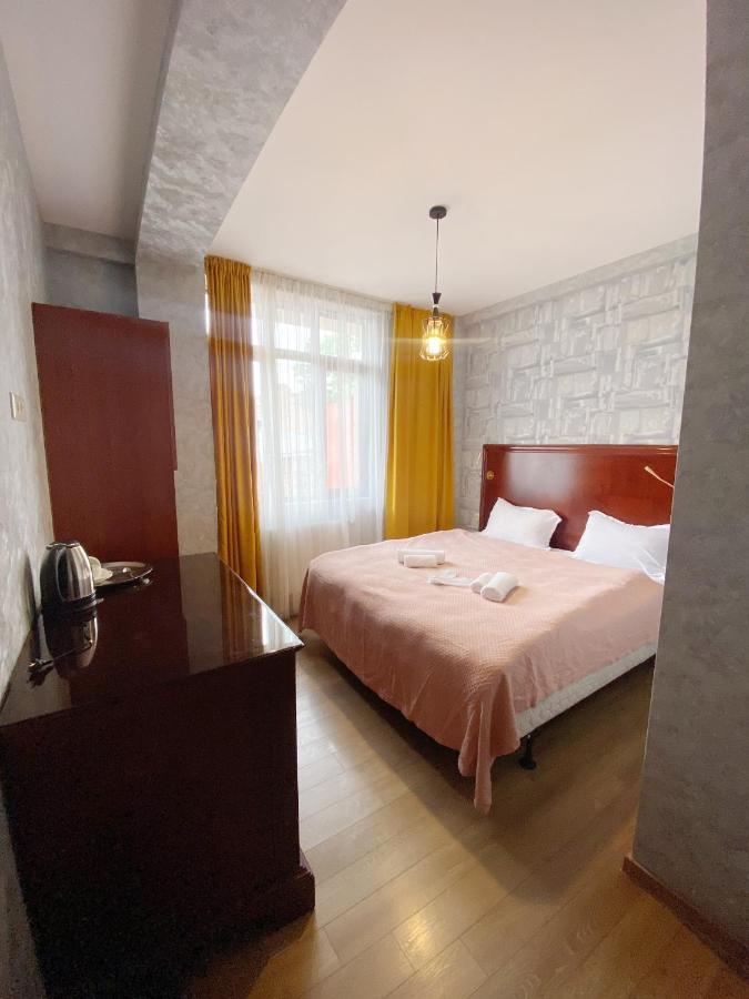 Chonkadzehotel Tbilisi Exterior photo